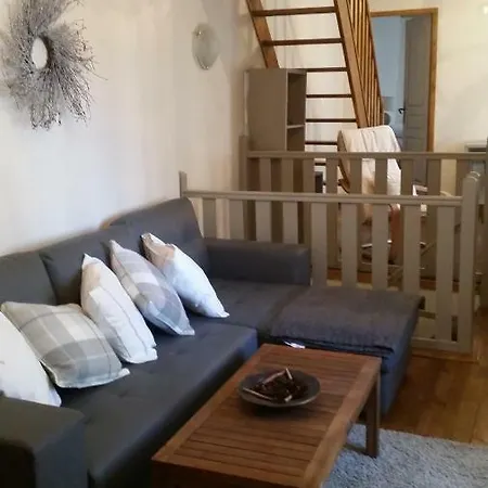 Cozy Little Townhouse In Sainte-florine, Close To Auzon & Brioude Sainte-Florine